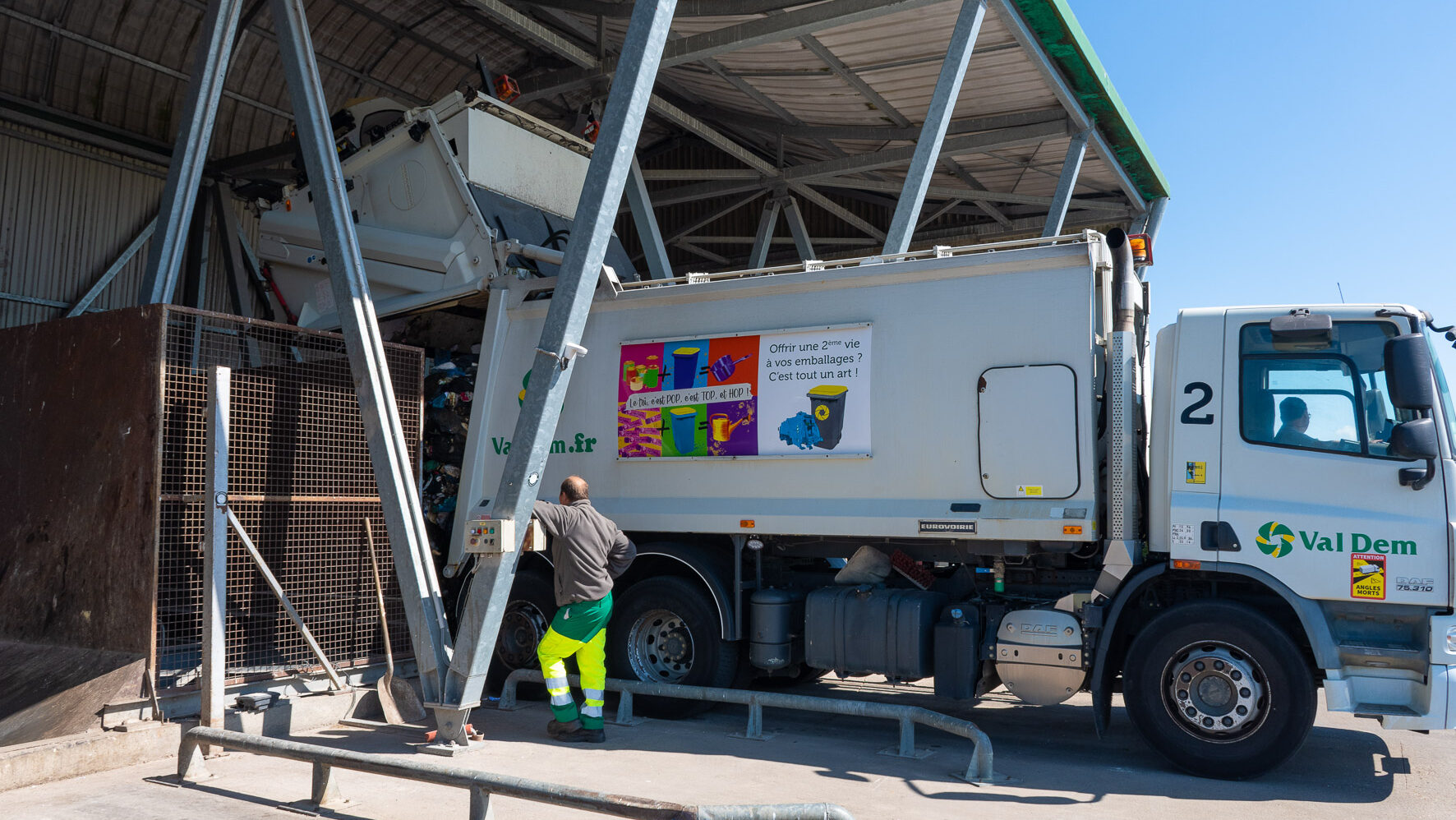 Camion ramassage des ordures ménagères du Vendômois